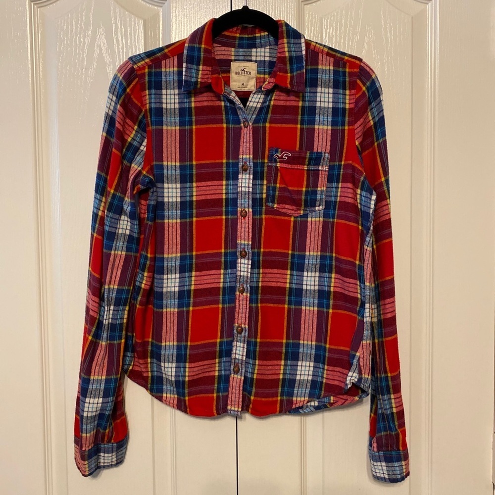 Hollister plaid button down shirt size M